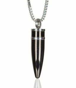 Reliquary pendant – Ornate cartouche
